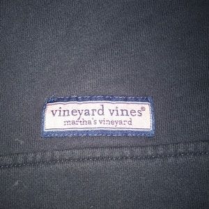 Vineyard vines sweater